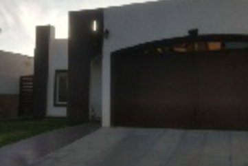 casa-gris2.jpg